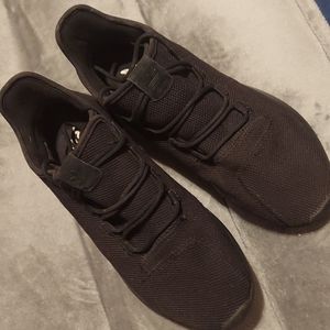 Men's 10.5 Black Adidas Brand